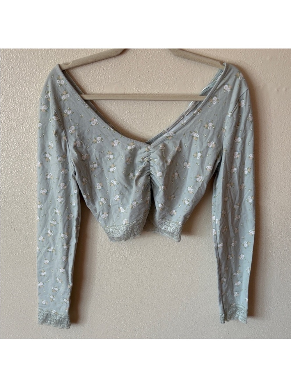 Urban Outfitters Light Blue Floral Ruched Lace-Trim Cropped Top